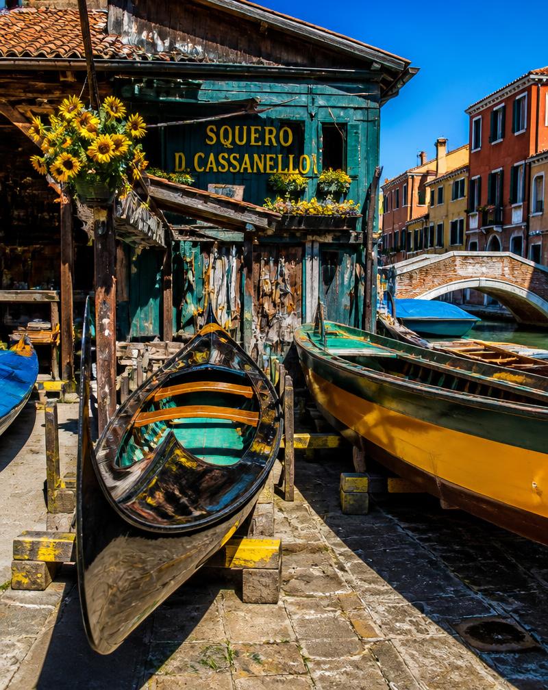 Venice squero scene